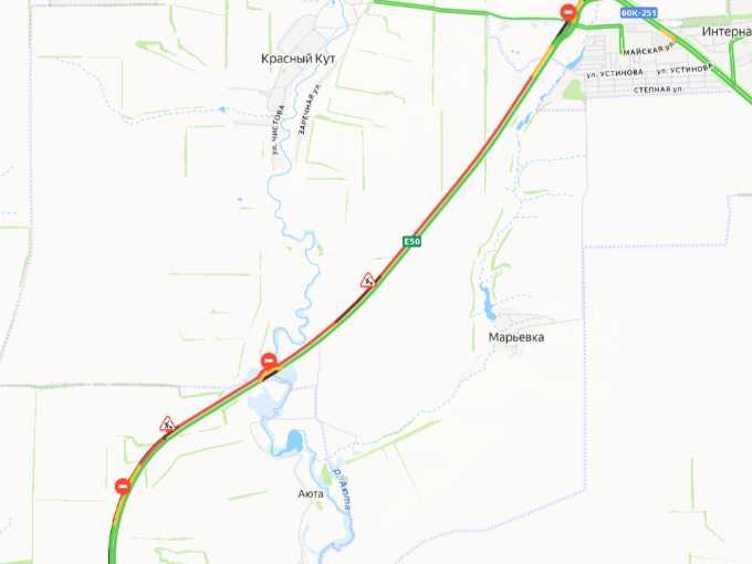 Движение на трассе М-4 под Шахтами вновь затруднено из-за ремонта дороги