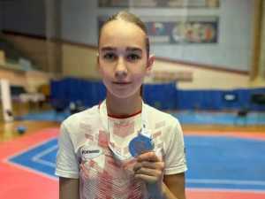 Юная тхэквондистка из Шахт завоевала серебро на Первенстве России в Рязани