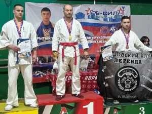 Бойцы из Шахт привезли четыре медали с турнира памяти Владимира Ковалева