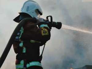 В Шахтах в результате пожара пострадал пожилой мужчина