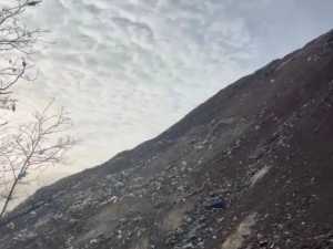 Роспотребнадзор проверил воздух после пожара на мусорном полигоне в Шахтах