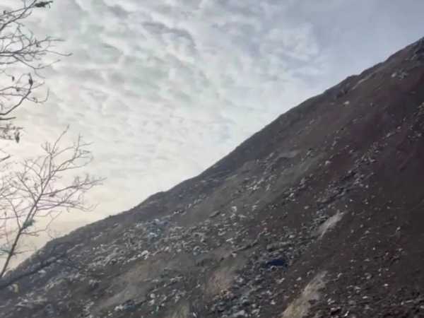 Роспотребнадзор проверил воздух после пожара на мусорном полигоне в Шахтах