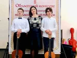 На областном конкурсе "Гитарная мозаика" победили шахтинские музыканты