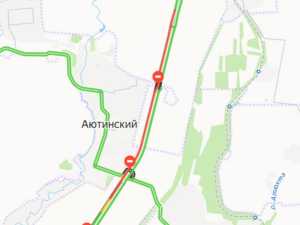 Недалеко от Шахт трассу сковал масштабный затор