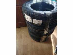 Дворник приметил шины у пункта выдачи маркетплейса и вместе с другом их украл