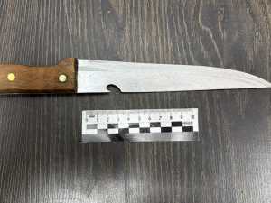 Нож в спину: в Шахтах задержали мужчину подозреваемого в убийстве молодой сожительницы